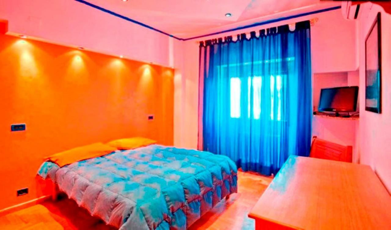 רומא Julias Domus, T Apartment, Metro C מראה חיצוני תמונה