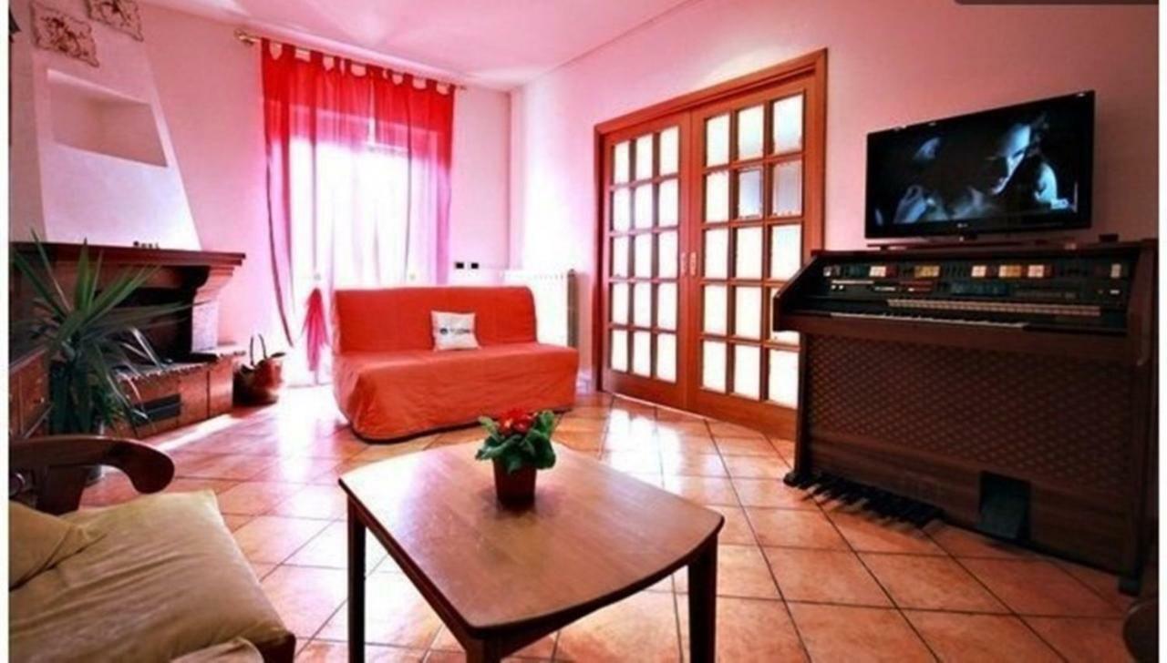 רומא Julias Domus, T Apartment, Metro C מראה חיצוני תמונה